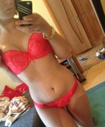 Мое искусство целовать, ласкать и удовлетворять сделает наше свидание незабываемым.
Я умею читать желания мужчин, дарить им наслаждение и исполнять их самые горячие фантазии.
Встречи со мной будут полные страсти и нежности, я создам атмосферу, в которой ты сможешь расслабиться и насладиться моментом.
Живу в Москве, городе, который переполнен возможностями наслаждения и развлечений. Встречи со мной проходят в комфортабельных апартаментах, где будет всё для нашего удовольствия.
Фотографии, которые ты видишь здесь - мои, без ретуши и обработки. Я гарантирую, что ты будешь доволен нашей встречей и захочешь вернуться ко мне снова и снова. 💋💕🔥 15375, 25 лет